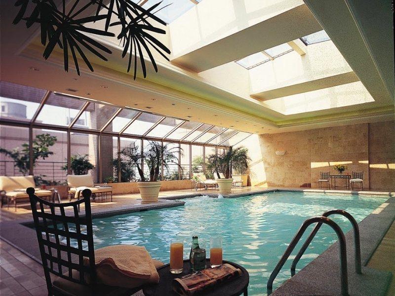 The Sherwood Taipéi Exterior foto The pool at the Four Seasons Hotel